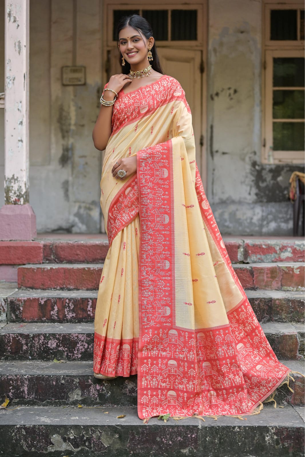 Teachers Special Drapes In Handloom Silk