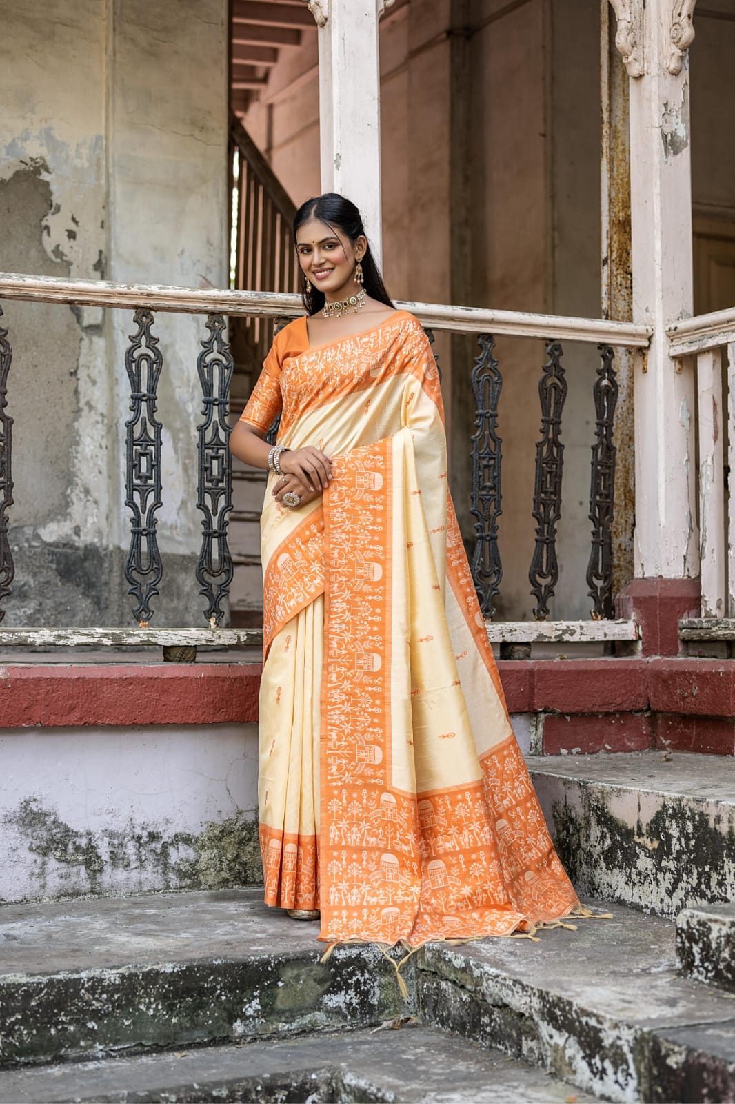 Teachers Special Drapes In Handloom Silk