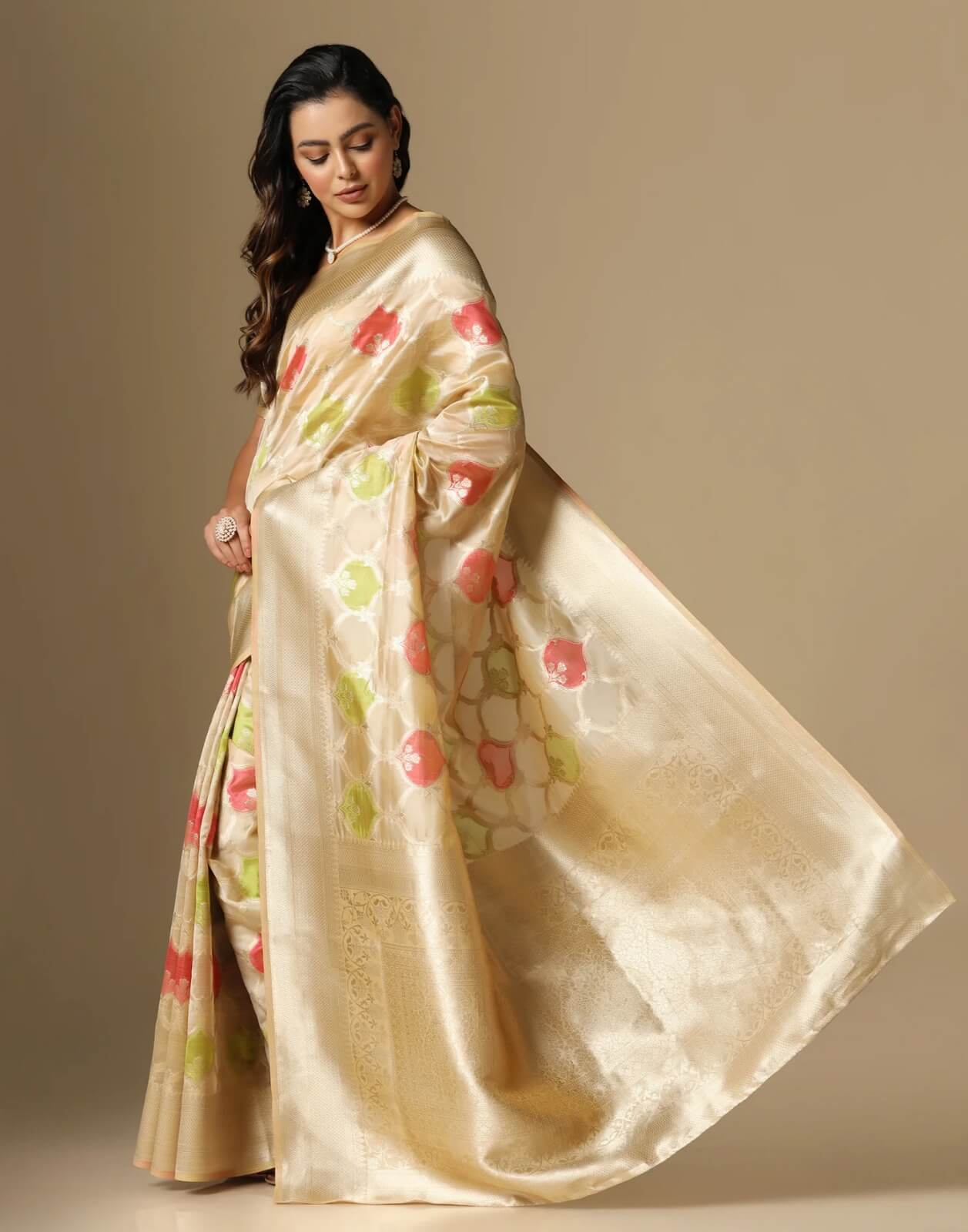 beige pretty sari